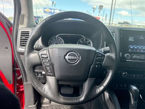 Used 2023 Nissan Frontier SV w/ SV Convenience Package AWD/4WD image 23