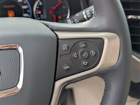 Certified 2023 GMC Acadia Denali w/ Denali Ultimate Package image 20