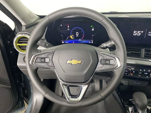 New 2026 Chevrolet Trax LT w/ Driver Confidence Package image 11