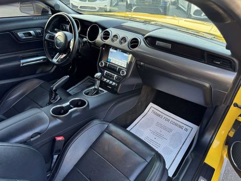 Used 2018 Ford Mustang GT Premium w/ GT Performance Package RWD image 26