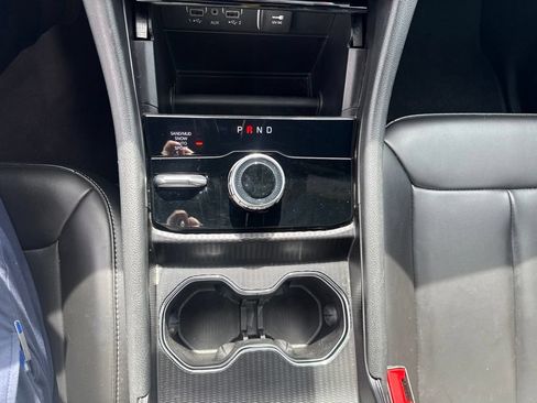 Used 2025 Jeep Grand Cherokee L Limited AWD/4WD image 23