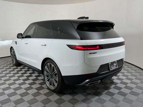 New 2026 Land Rover Range Rover Sport SE AWD/4WD image 2