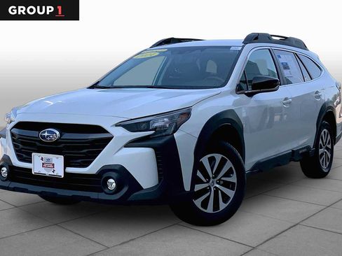 Used 2024 Subaru Outback Premium AWD/4WD image 1