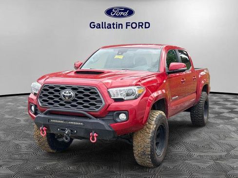 Used 2021 Toyota Tacoma TRD Sport AWD/4WD image 1