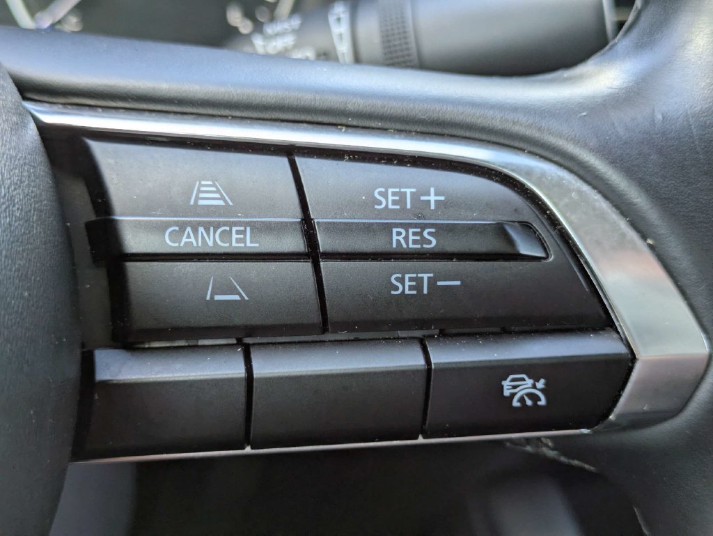 Used 2025 MAZDA MAZDA3 s FWD image 25
