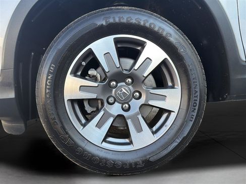 Used 2017 Honda Ridgeline RTL-E image 32