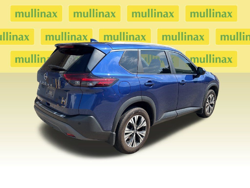 Used 2023 Nissan Rogue SV w/ SV Premium B Package FWD image 2