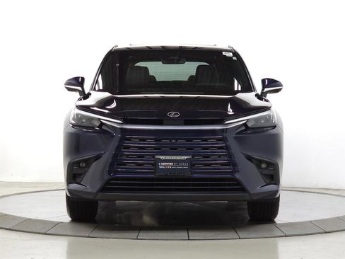 Used 2025 Lexus TX 350 AWD w/ Technology Package image 2