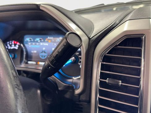 Used 2017 Ford F250 Lariat w/ Lariat Value Package image 45