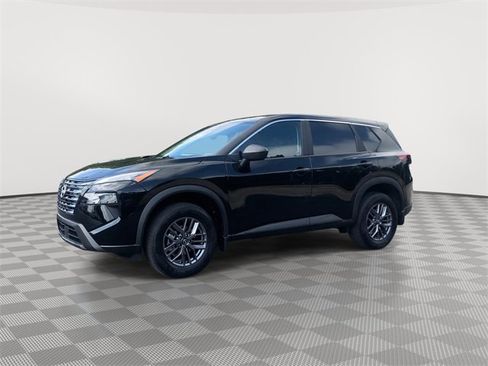 New 2026 Nissan Rogue S image 5