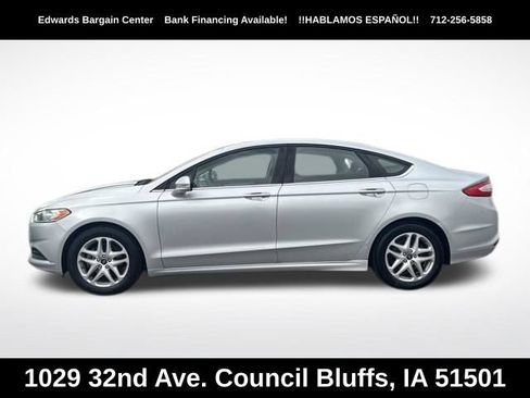 Used 2014 Ford Fusion SE FWD image 4