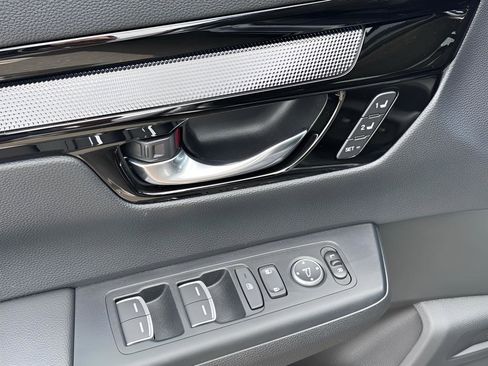 Used 2025 Honda CR-V EX-L image 30