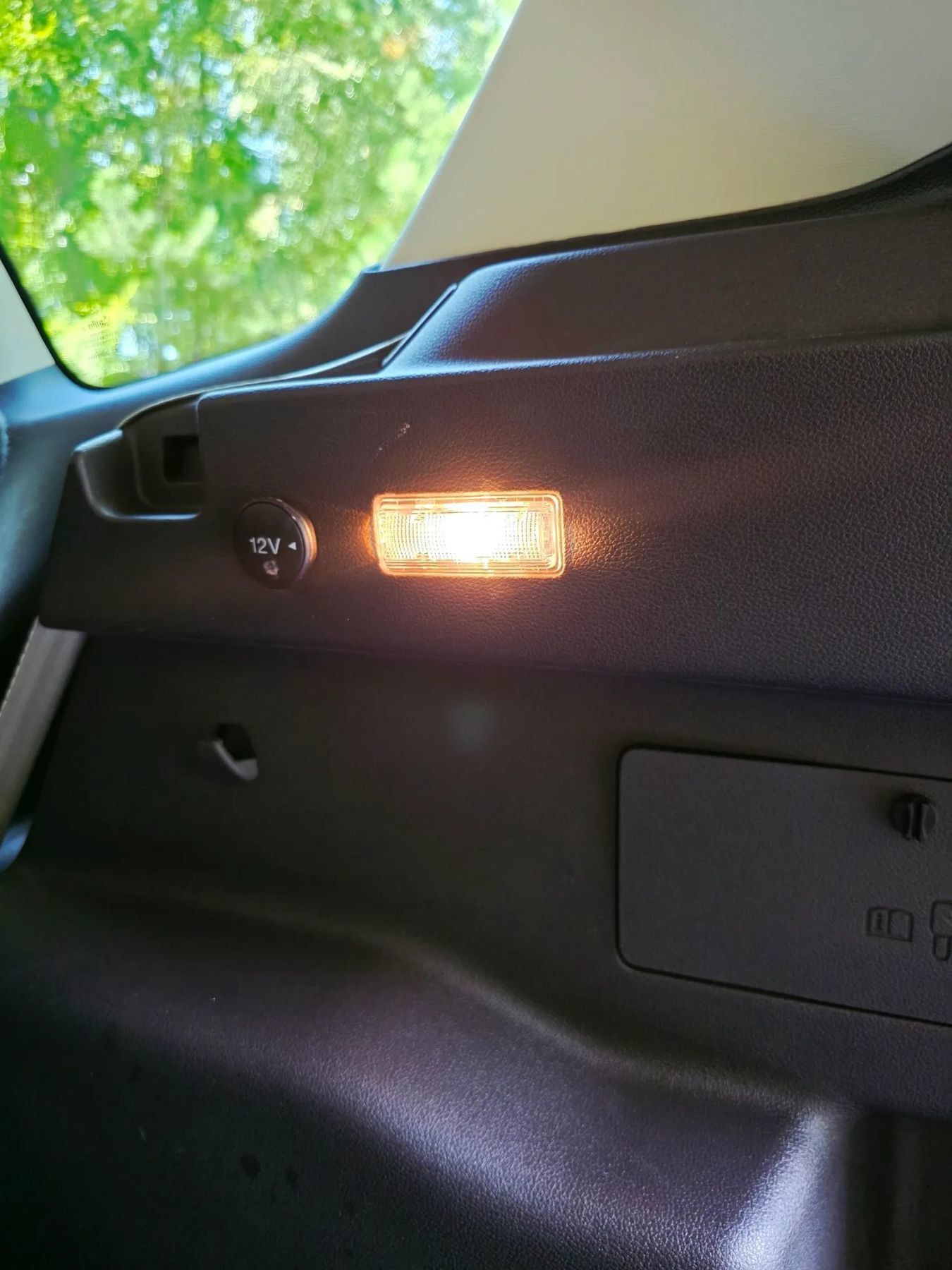 Used 2017 Ford Escape Titanium FWD image 36