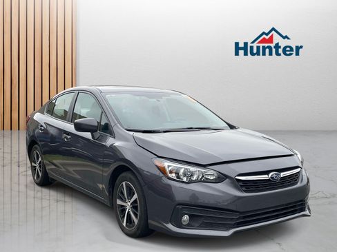 Used 2022 Subaru Impreza 2.0i Premium AWD/4WD image 1