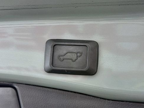 Certified 2022 Toyota RAV4 XLE w/ Convenience Package AWD/4WD image 30
