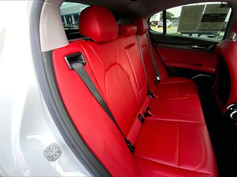 Used 2021 Alfa Romeo Stelvio Ti w/ Nero Edizione image 20