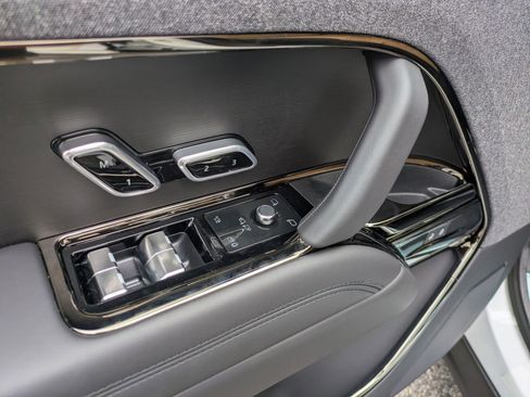 New 2026 Land Rover Range Rover Sport Dynamic SE image 12