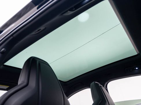 New 2026 Porsche Cayenne Coupe AWD/4WD image 17