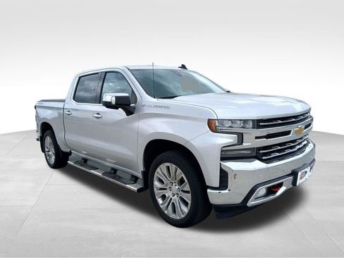 Used 2020 Chevrolet Silverado 1500 LTZ w/ LTZ Plus Package AWD/4WD image 7