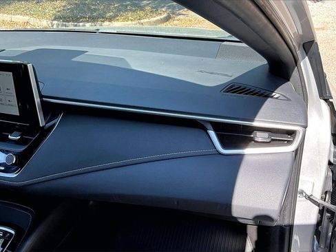 Used 2024 Toyota Corolla SE image 23