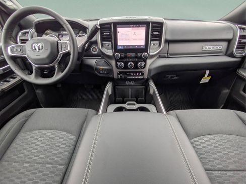 New 2026 RAM 2500 Big Horn AWD/4WD image 15