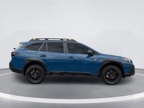 Used 2025 Subaru Outback Wilderness AWD/4WD image 8