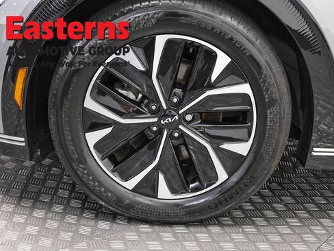 Used 2024 Kia EV6 Wind w/ Wind Technology Package AWD/4WD image 35