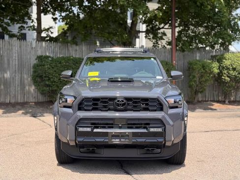 Used 2025 Toyota 4Runner TRD Sport AWD/4WD image 9