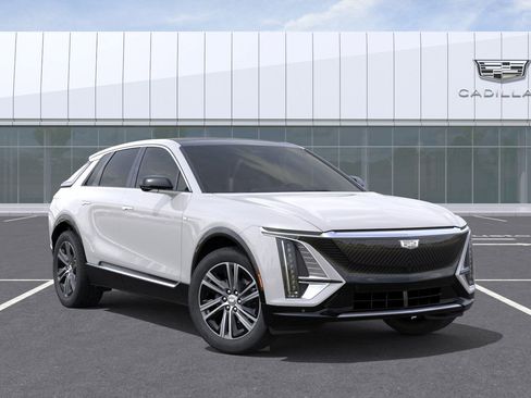 New 2025 Cadillac Lyriq Luxury image 7