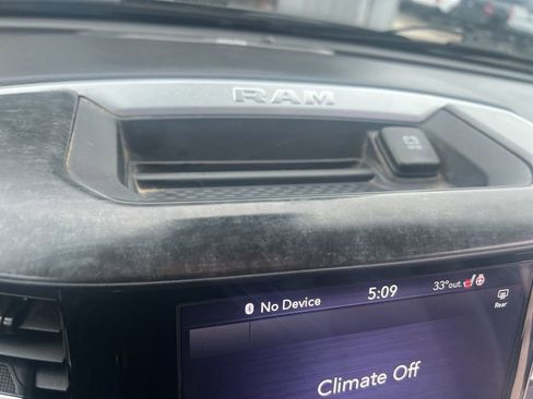 Used 2020 RAM 2500 Big Horn w/ Level 2 Equipment Group image 17