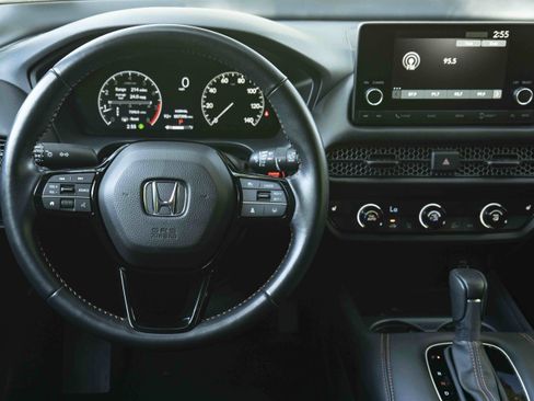 Used 2025 Honda HR-V Sport image 19