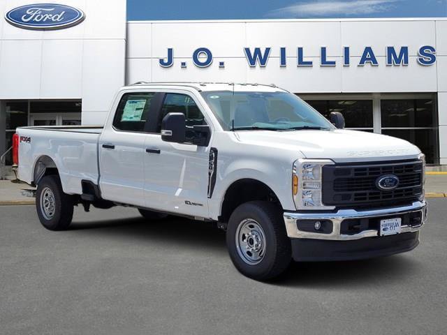 New 2026 Ford F250 XL w/ FX4 Off-Road Package AWD/4WD image 1