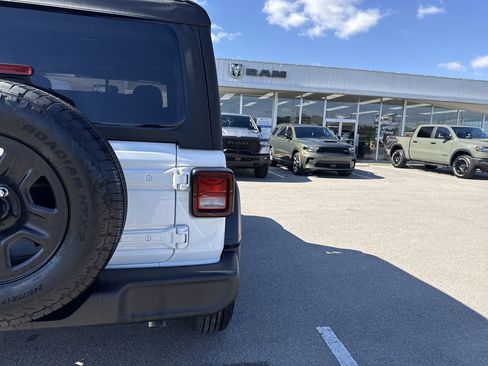 New 2026 Jeep Wrangler Sport image 36