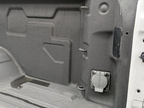 Used 2024 GMC Sierra 3500 SLE w/ SLE Value Package image 14