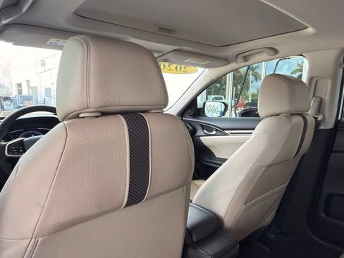 Used 2020 Honda Civic EX-L image 9