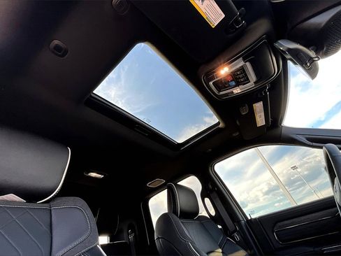 Used 2025 RAM 2500 Limited image 23