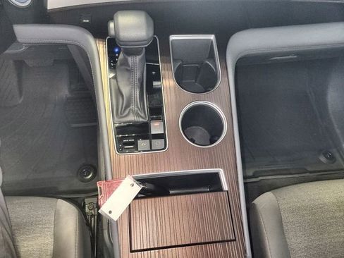 Used 2024 Toyota Sienna LE image 20