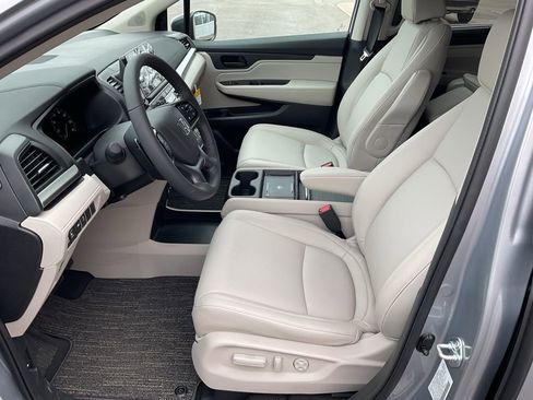 New 2026 Honda Odyssey EX-L image 10