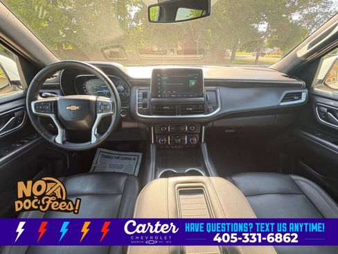 Used 2024 Chevrolet Suburban LT RWD image 3