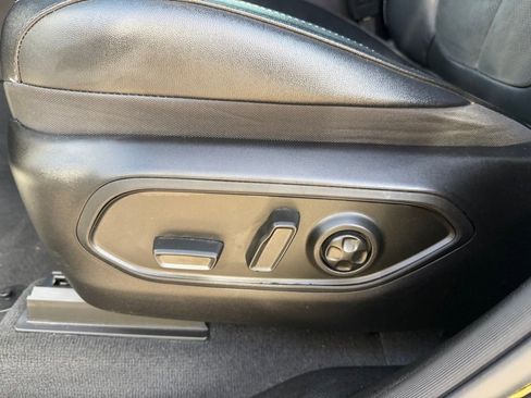 Used 2023 Jeep Grand Cherokee L Altitude image 19