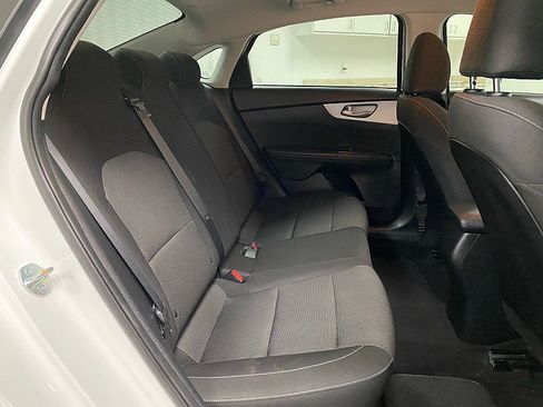 Used 2024 Kia Forte LXS image 13