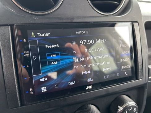 Used 2012 Jeep Patriot Latitude image 21