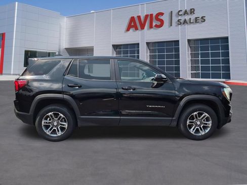 Used 2025 GMC Terrain Elevation AWD/4WD image 5