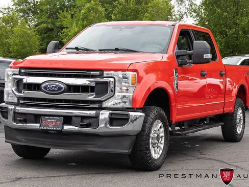Used 2020 Ford F250 XLT w/ Snow Plow Prep Package AWD/4WD image 13