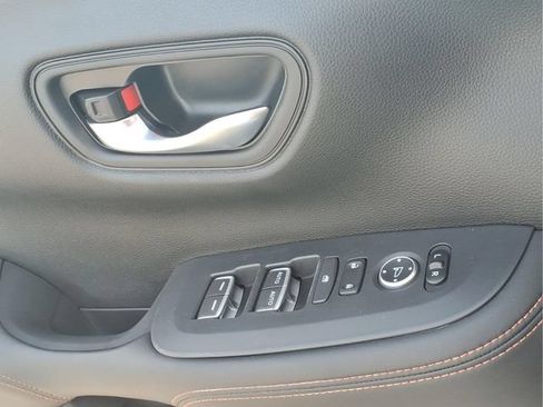 Used 2023 Honda HR-V Sport image 16