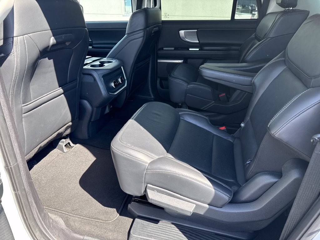 Used 2025 Ford Expedition Max Platinum AWD/4WD image 20