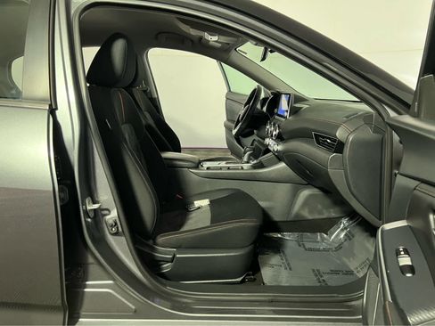 Certified 2023 Nissan Sentra SR w/ Midnight Edition Package FWD image 28