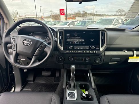 New 2026 Nissan Frontier SV w/ Tow Package AWD/4WD image 14