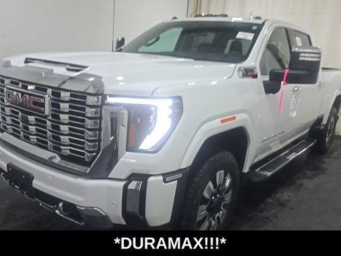 Used 2025 GMC Sierra 3500 Denali AWD/4WD image 1