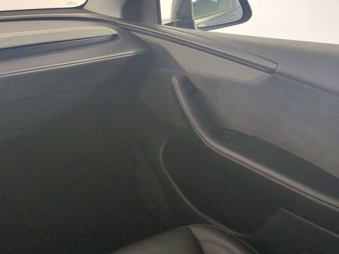 Used 2026 Tesla Model Y Long Range image 20